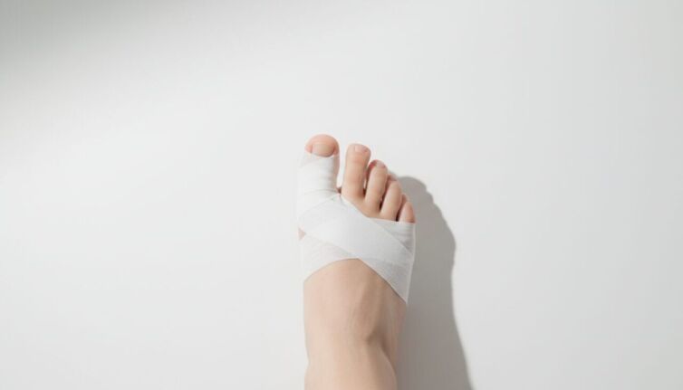 little-toe-pain-taping-ineffective-thumbnail